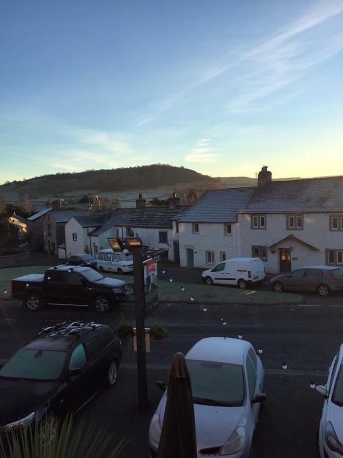 The Game Cock Inn Austwick Esterno foto